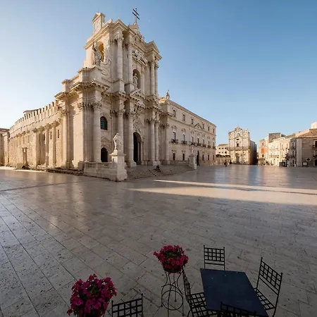 Casa Sacramento Syracuse